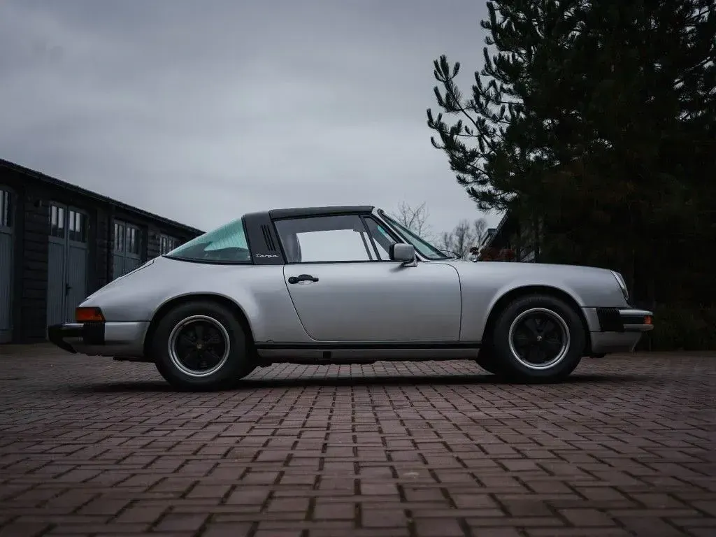 Second-hand Porsche 911 1978 Argintiu Cabrio