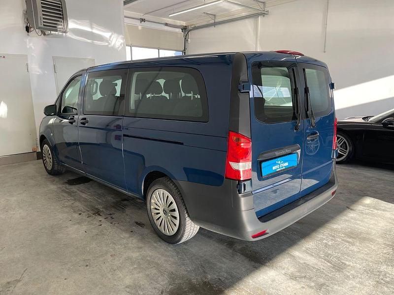 Gebraucht Mercedes Vito 136 PS (100 kW) 2023 Stahlblau Van