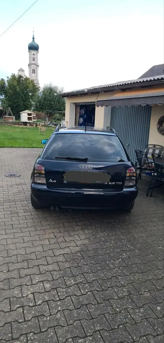 Gebraucht Audi A4 150 PS (110 kW) 1998 Blau Kombi
