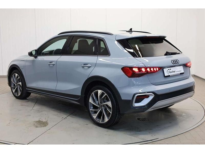 Neu Audi A3 S-Line 204 PS (150 kW) 2026 Pfeilgrau perleffekt Limousine