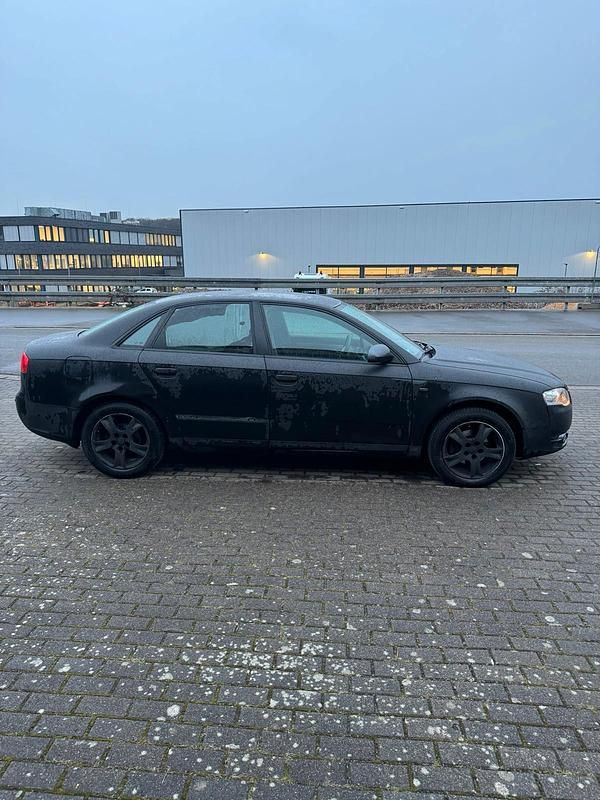 Gebraucht Audi A4 102 PS (75 kW) 2005 Schwarz Limousine