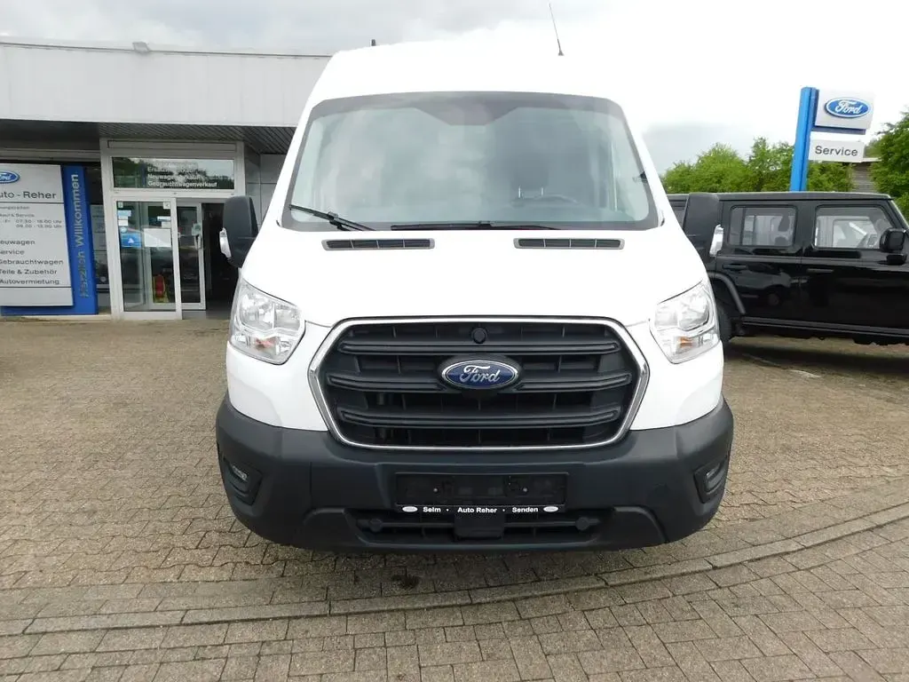 Gebraucht Ford Transit Trend 131 PS (96 kW) 2020 Weiß Limousine