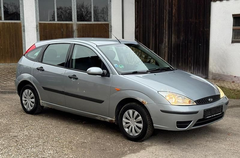 Gebraucht Ford Focus 2005 Grau Limousine