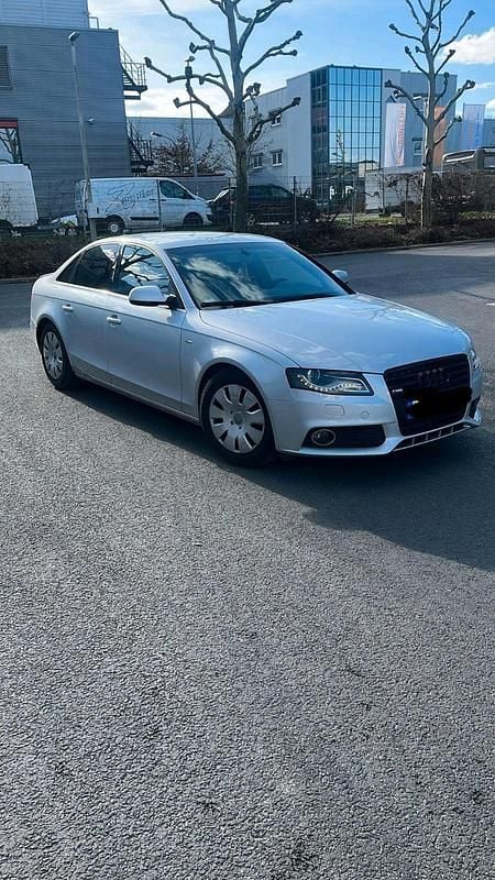 Gebraucht Audi A4 S-Line 160 PS (117 kW) 2010 Silber Limousine