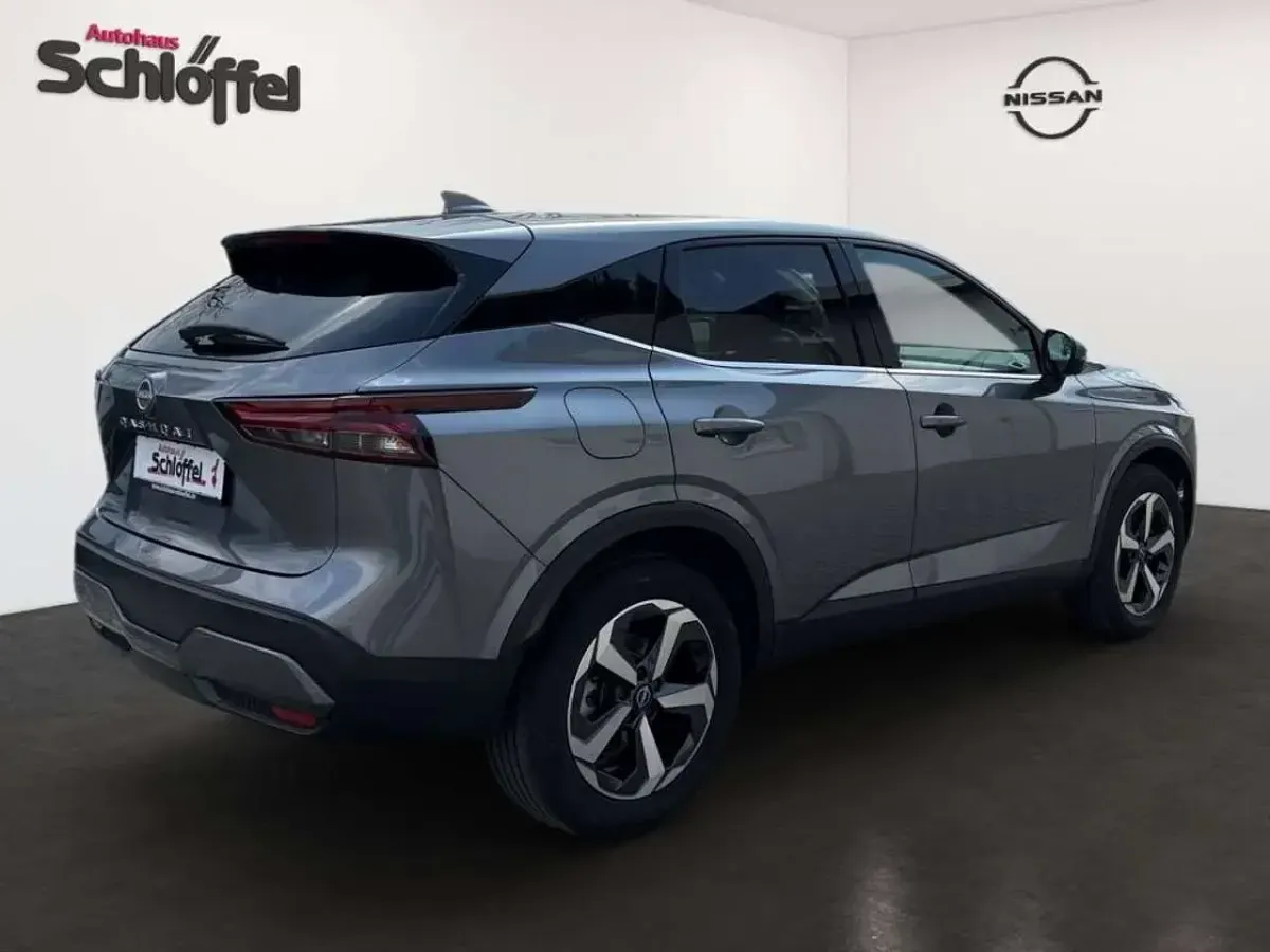 Gebraucht Nissan Qashqai 140 PS (102 kW) 2024 Grau SUV
