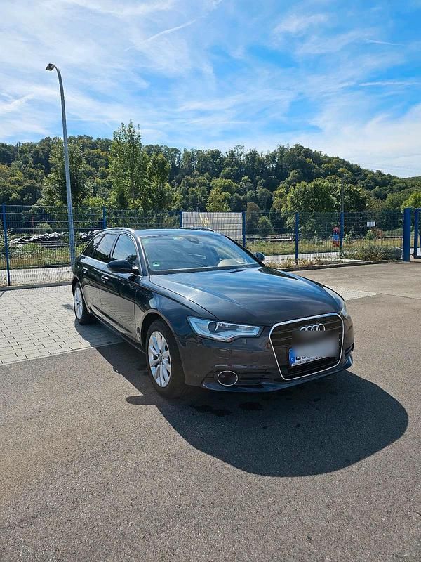Blau Gebraucht 2012 Audi A6 Kombi | 10.500 € (Fairer Preis) - Bild 1/4