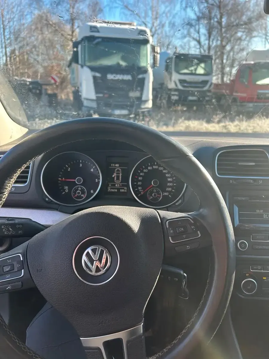 Gebraucht VW Golf VI 140 PS (102 kW) 2012 Silber Kombi