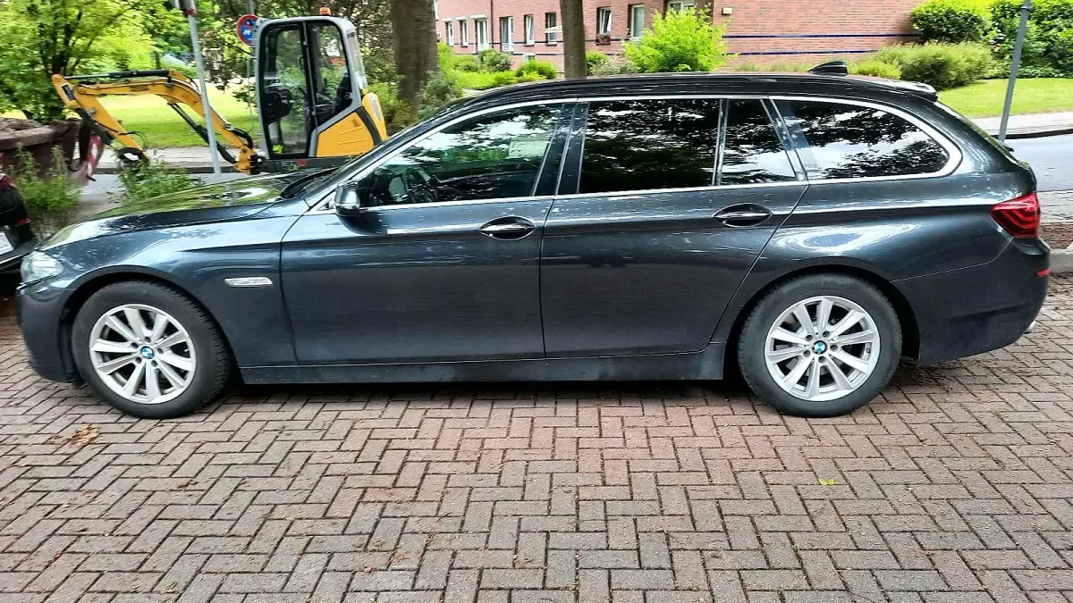 Gebraucht BMW 520 184 PS (135 kW) 2014 Schwarz Kombi