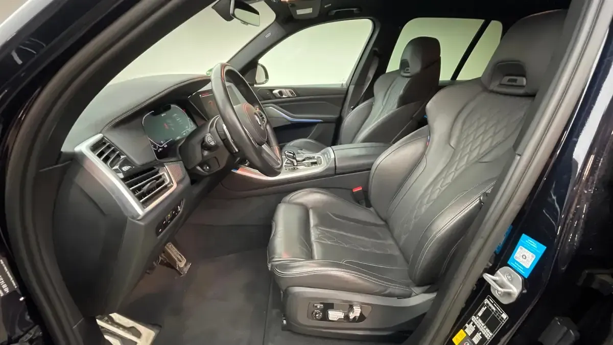 Gebraucht BMW X5 Efficient Dynamics 286 PS (210 kW) 2023 Carbonschwarz metallic SUV