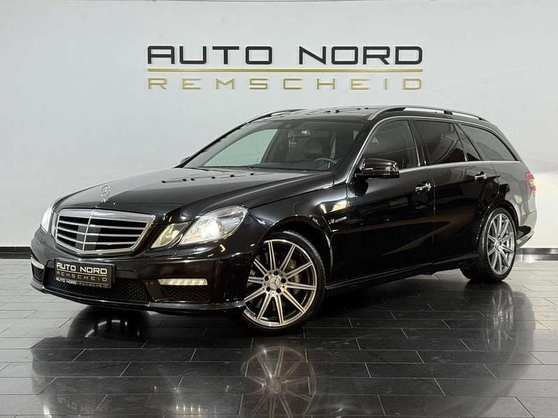 Obsidianschwarz metallic Gebraucht 2012 Mercedes E63 AMG AMG Kombi | 24.990 € (Guter Preis) - Bild 1/4