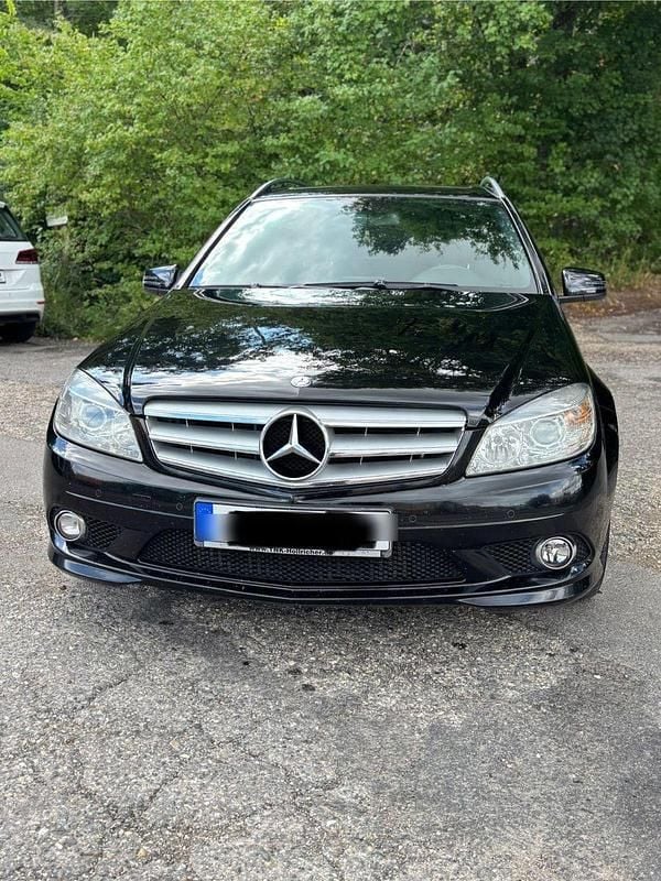 Schwarz Gebraucht 2011 Mercedes C220 Kombi | 5.800 € (Superpreis) - Bild 1/4