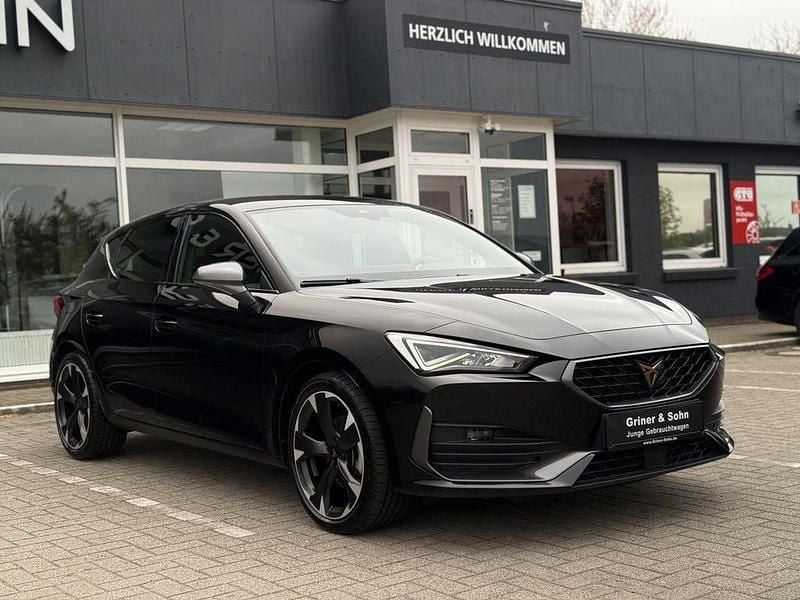 Second-hand Cupra Leon 150 CP (110 kW) 2023 Negru Berlinǎ