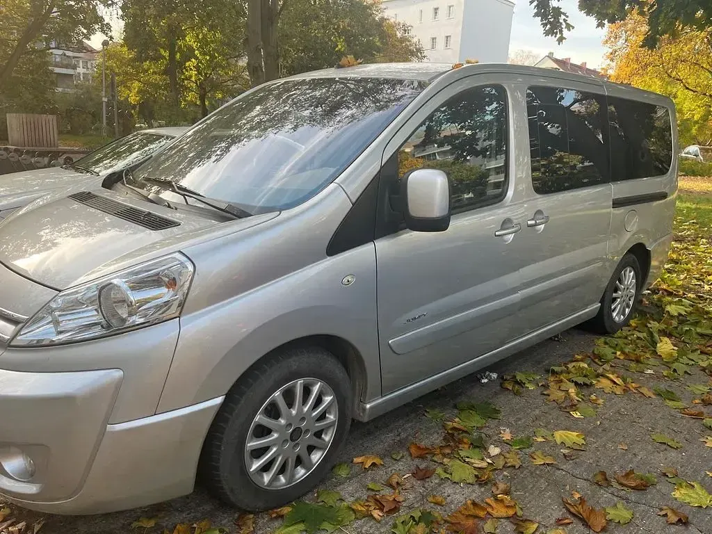 Używany Citroën Jumpy 136 KM (100 kW) 2007 Szary Minivan