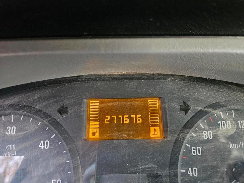 Gebraucht Opel Vivaro 2006 Rot Van / Kleinbus