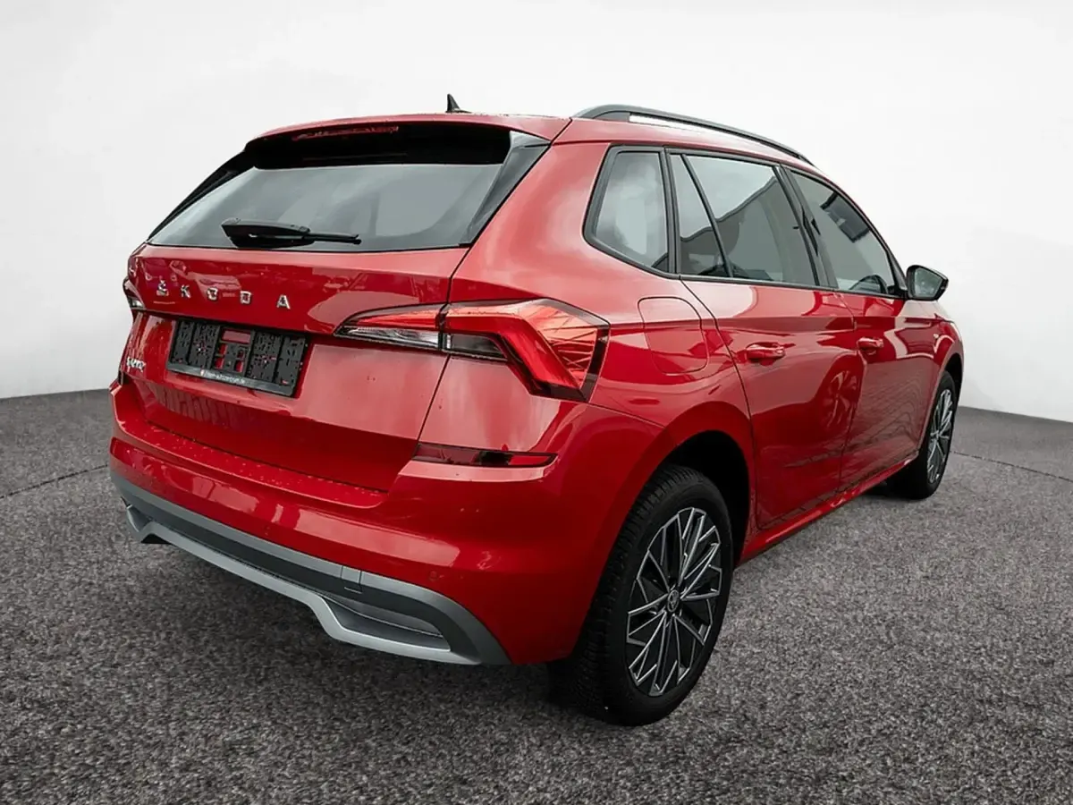 Gebraucht Skoda Kamiq Tour 95 PS (69 kW) 2022 Velvet rot SUV