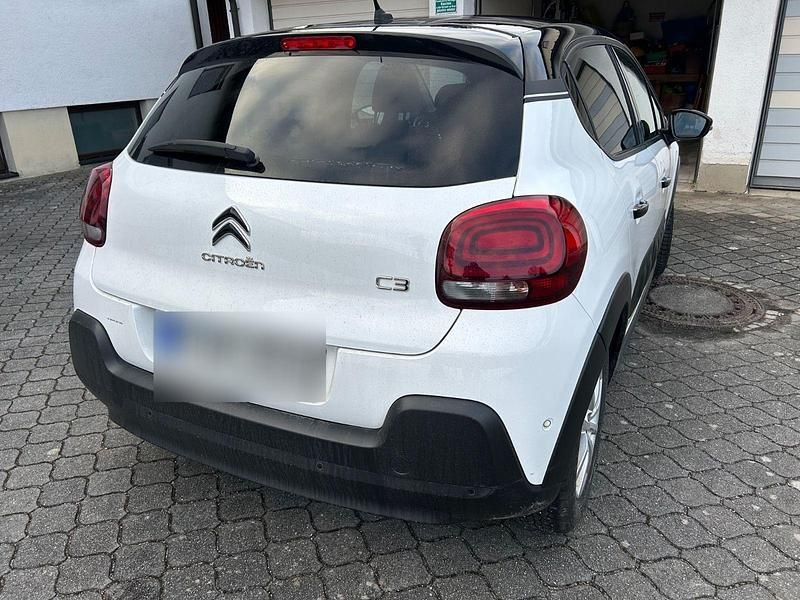 Gebraucht Citroën C3 Shine 102 PS (75 kW) 2017 Weiß Kleinwagen