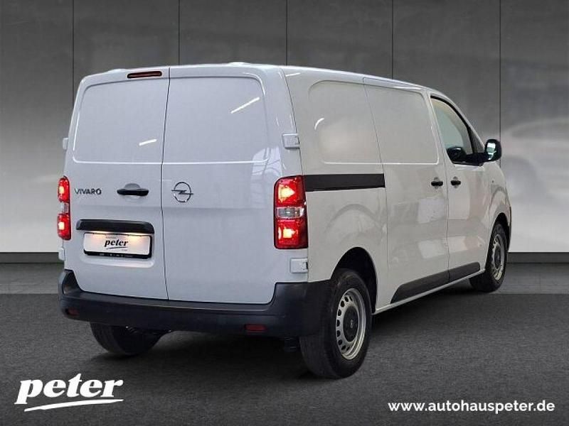 Gebraucht Opel Vivaro 120 PS (88 kW) 2025 Kaolinweiß Van / Kleinbus