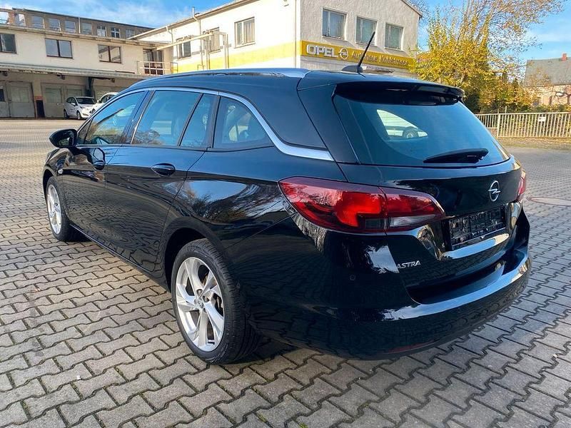 Gebraucht Opel Astra Elegance 131 PS (96 kW) 2022 Schwarz Kombi