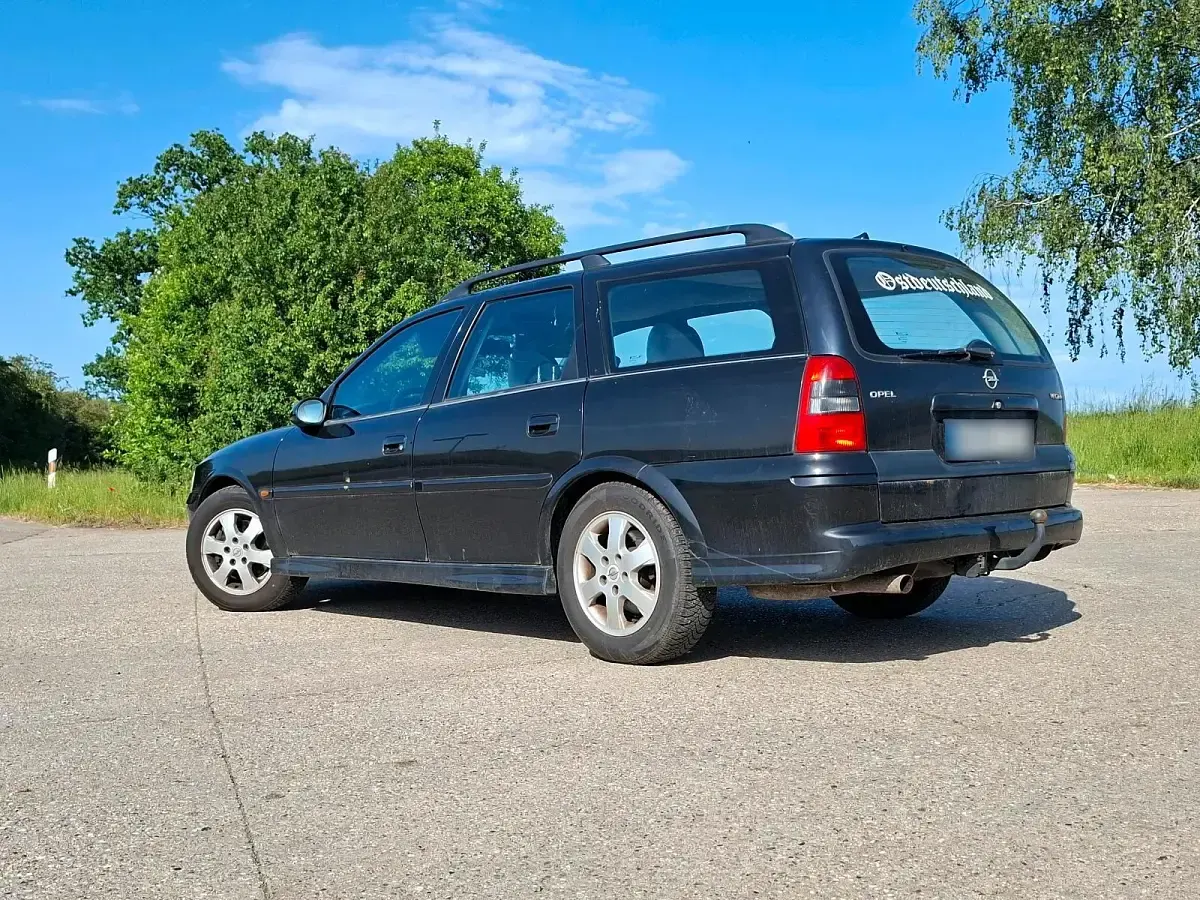 Gebraucht Opel Vectra 100 PS (73 kW) 2002 Schwarz Kombi