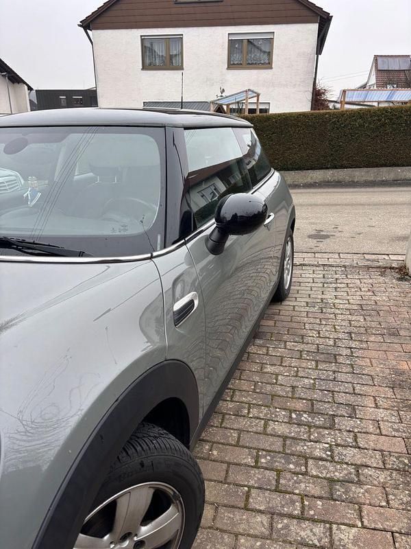Gebraucht Mini Cooper 136 PS (100 kW) 2019 Grau Kleinwagen