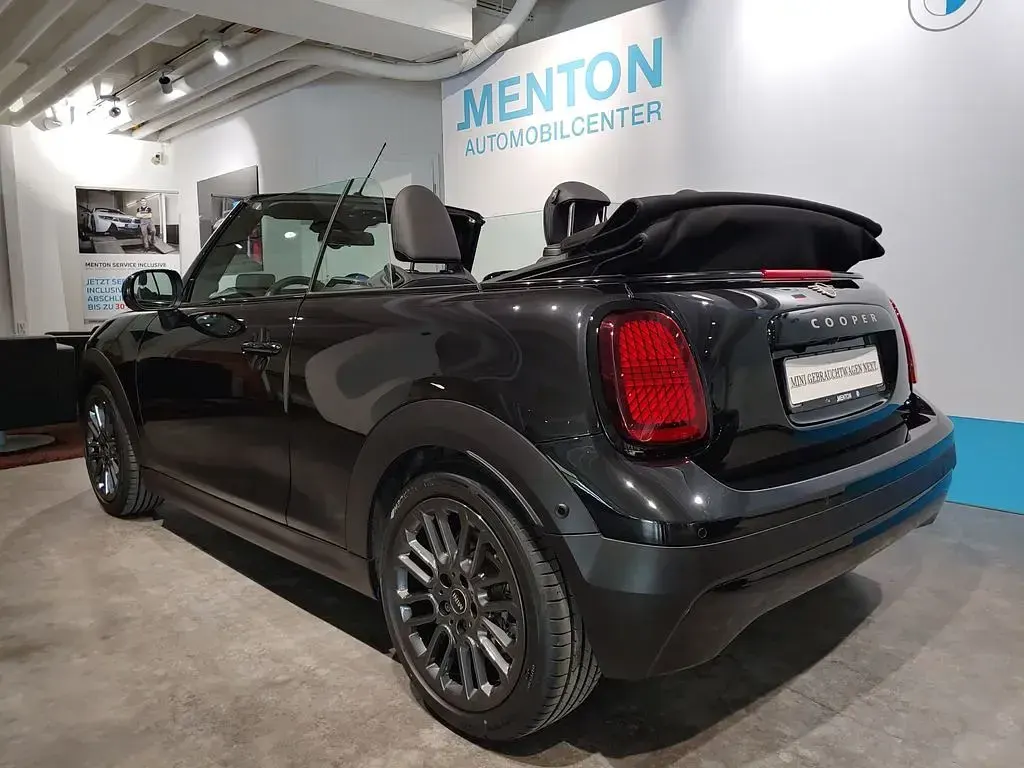 Gebraucht Mini Cooper Cabriolet 163 PS (119 kW) 2025 Schwarz Cabrio