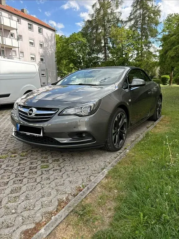 Gebraucht Opel Cascada Innovation 136 PS (100 kW) 2019 Grau Cabrio