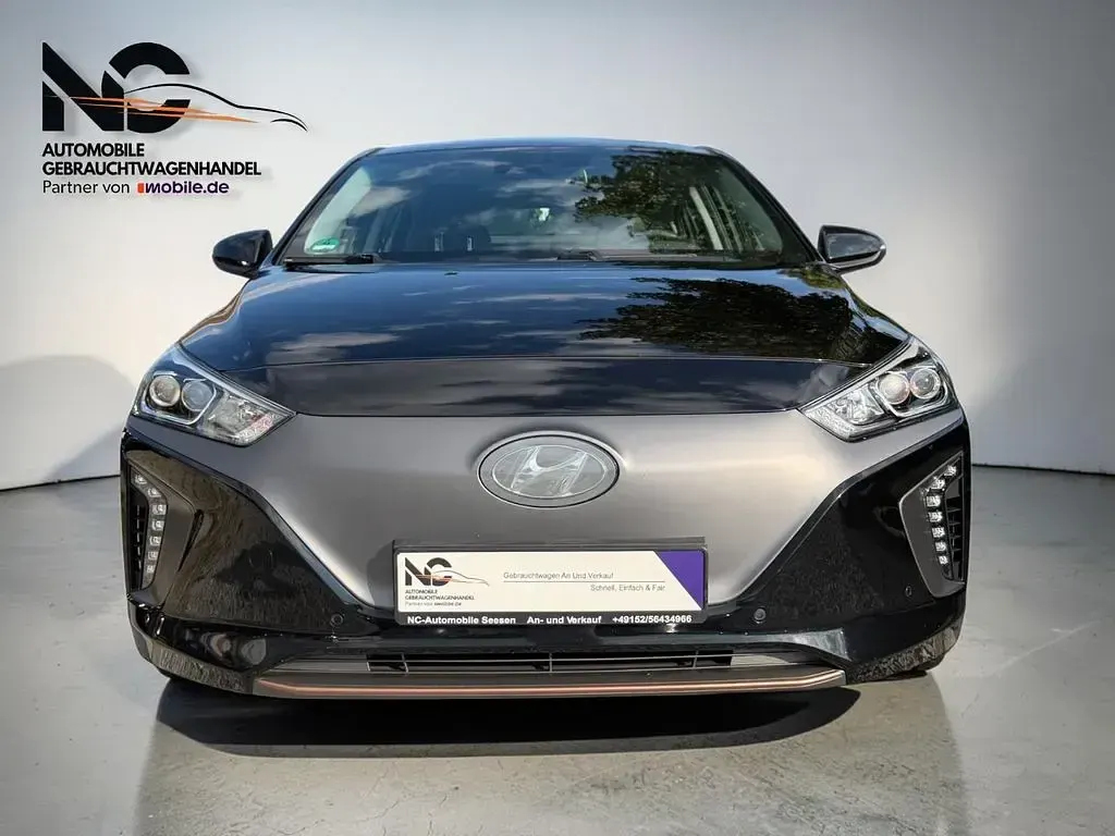Gebraucht Hyundai Ioniq Premium 88 kW (120 PS) 2019 Schwarz Kleinwagen