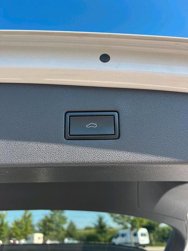 Gebraucht VW Tiguan Allspace 239 PS (175 kW) 2020 Weiß SUV