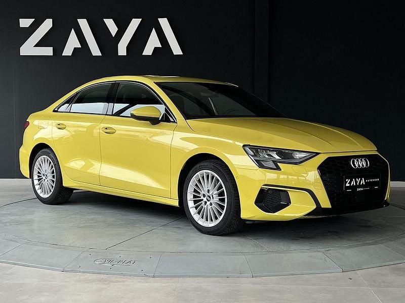 Gebraucht Audi A3 S-Line 150 PS (110 kW) 2021 Pythongelb Limousine