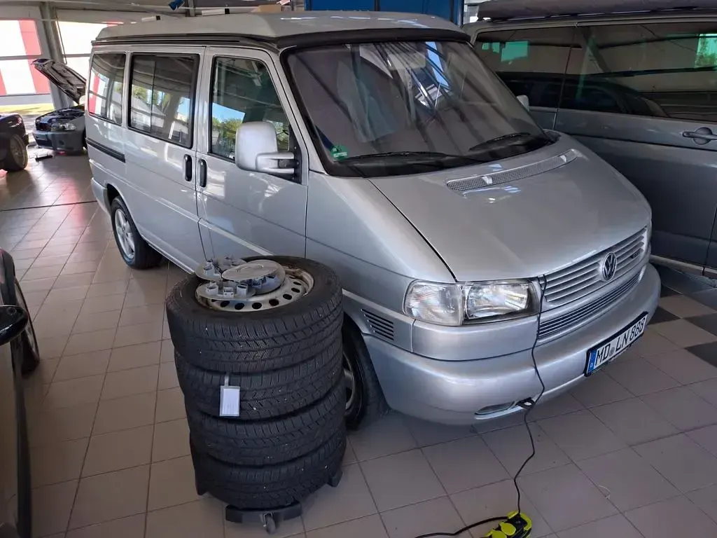 Gebraucht VW T4 California 151 PS (111 kW) 2001 Grau Van