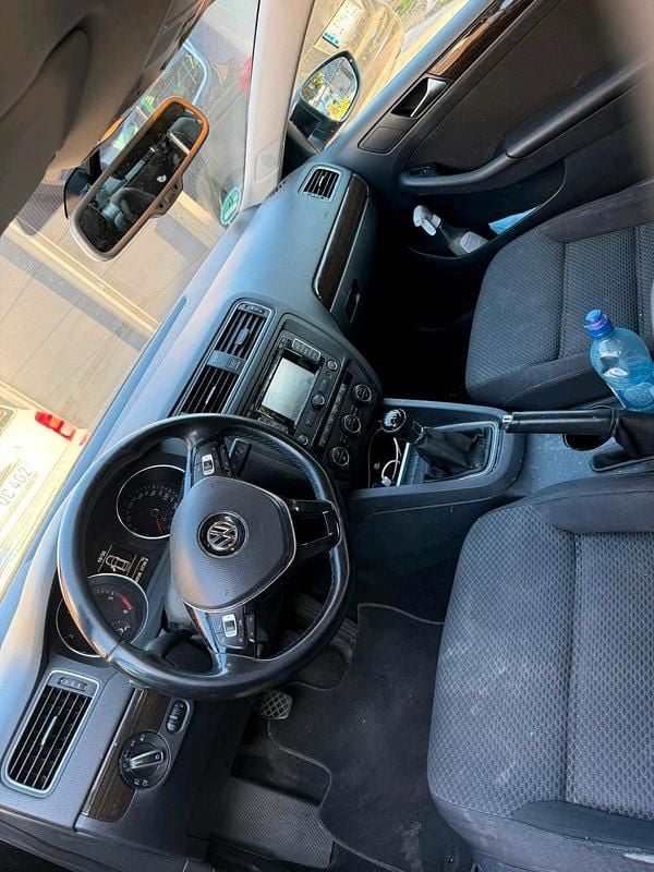 Second-hand VW Jetta 150 CP (110 kW) 2015 Negru Berlinǎ