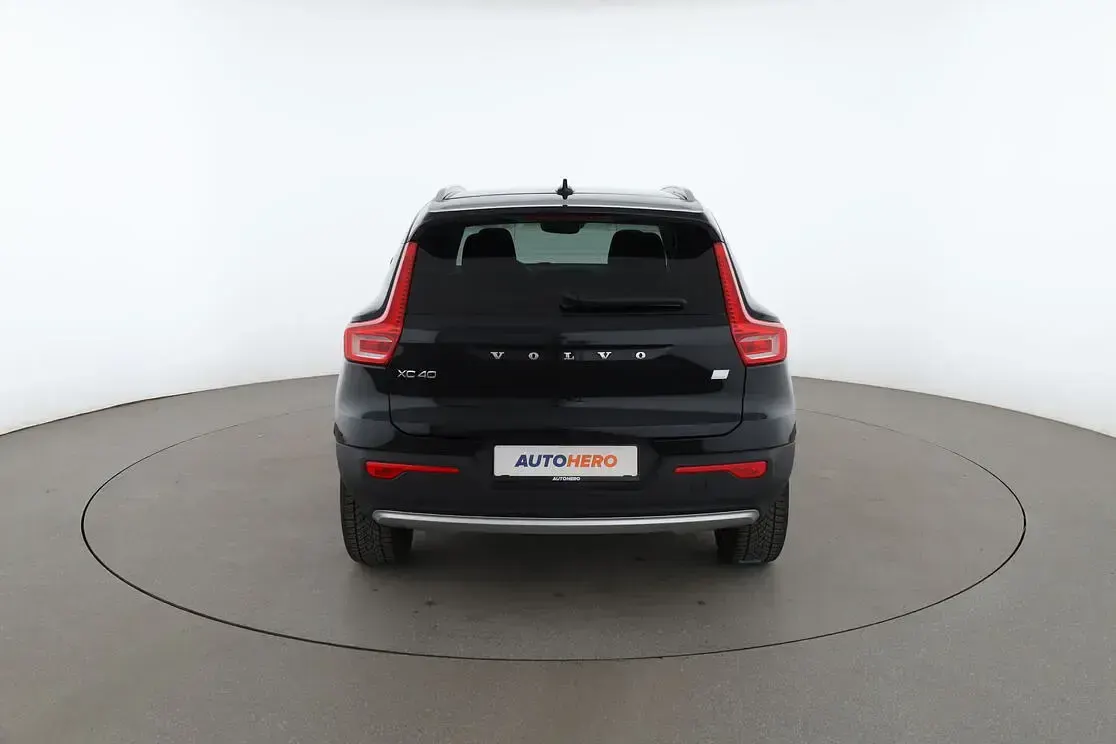 Gebraucht Volvo XC40 Inscription 82 PS (60 kW) 2022 Schwarz SUV