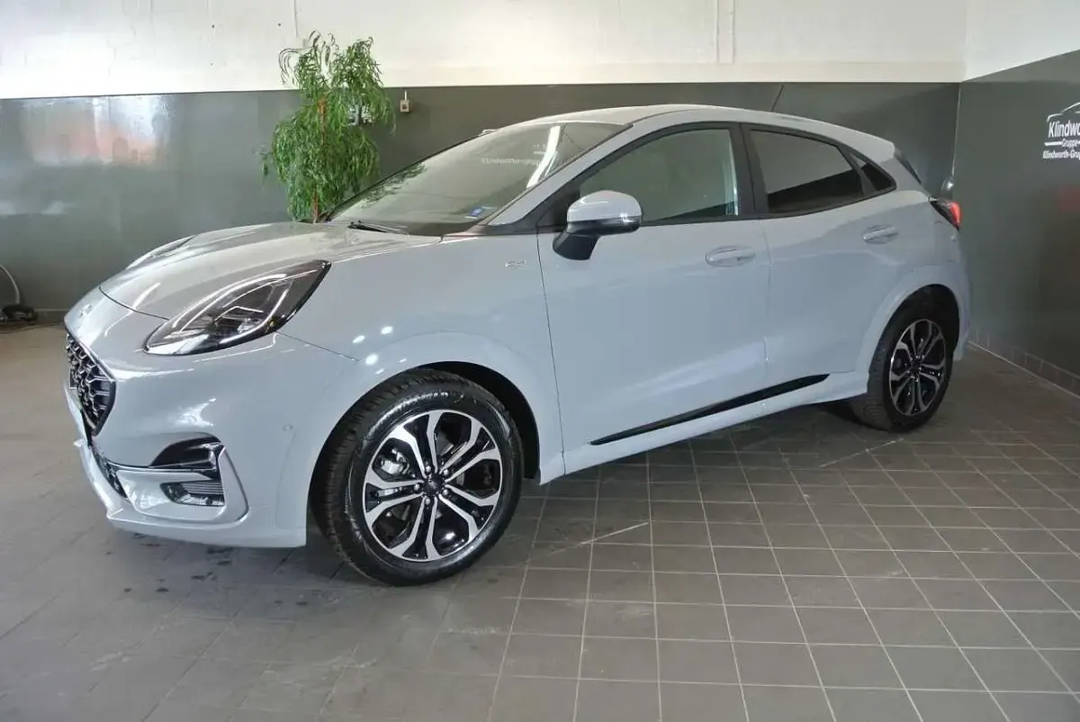 Usata Ford Puma ST-Line 125 CV (91 kW) 2024 Grigio SUV