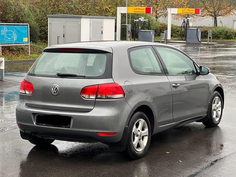 Gebraucht VW Golf 122 PS (89 kW) 2009 Grau Coupé