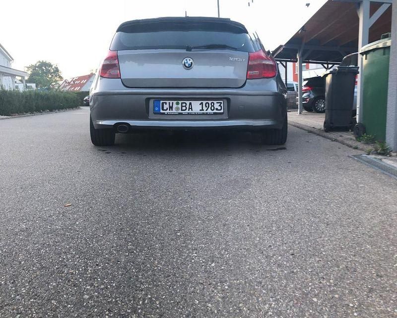 Gebraucht BMW 120 Sport Line 177 PS (130 kW) 2010 Grau Kleinwagen