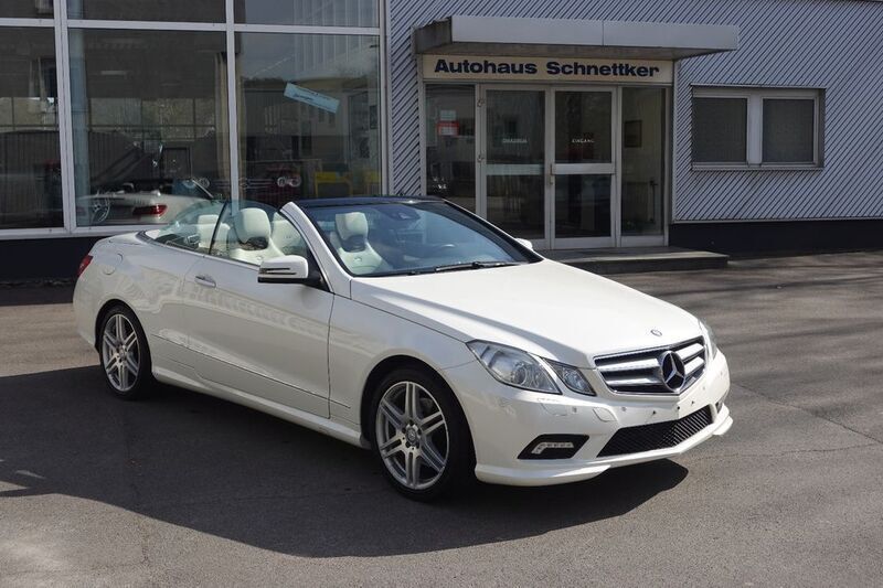 Gebraucht Mercedes E350 AMG 272 PS (200 kW) 2011 Diamantweiss Cabrio