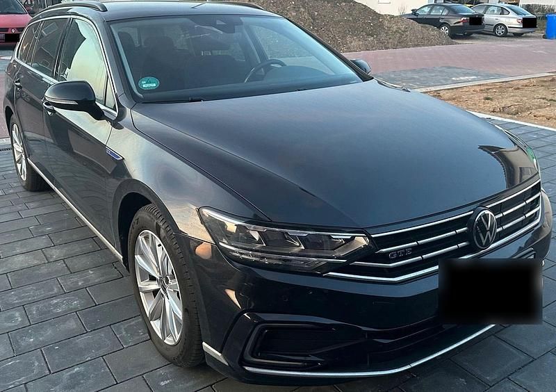 Gebraucht VW Passat GTE 218 PS (160 kW) 2021 Schwarz Kombi