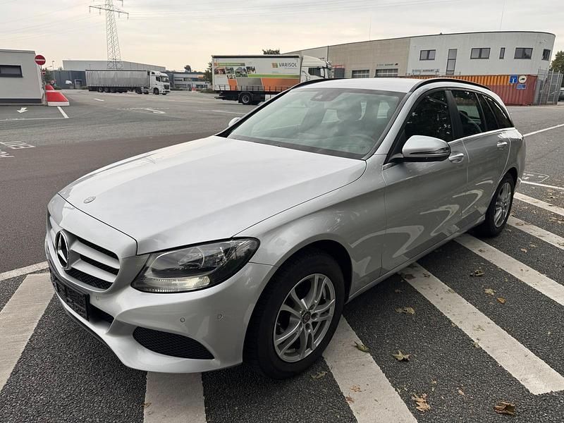 Silber Gebraucht 2015 Mercedes C220 Kombi | 6.700 € (Guter Preis) - Bild 1/4