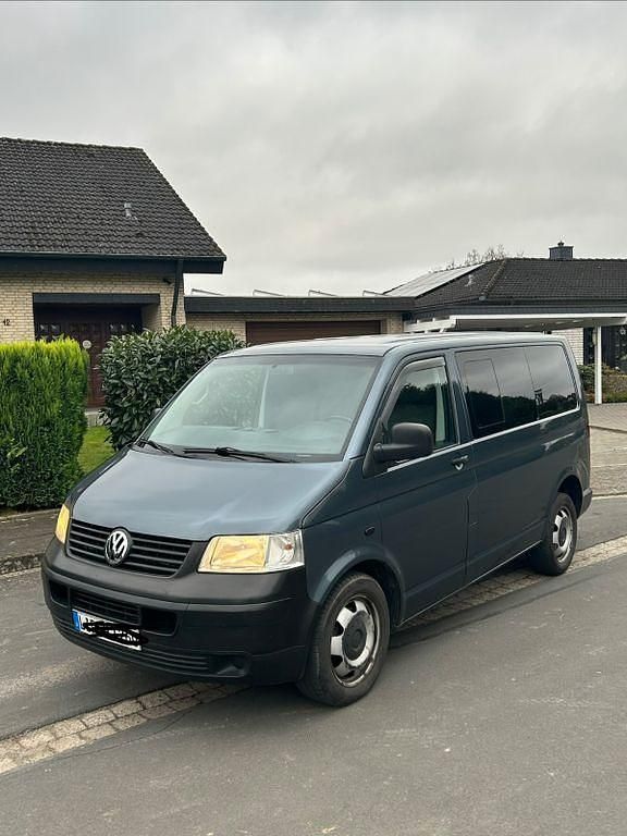 Gebraucht VW Caravelle 143 PS (105 kW) 2005 Grau Van / Kleinbus