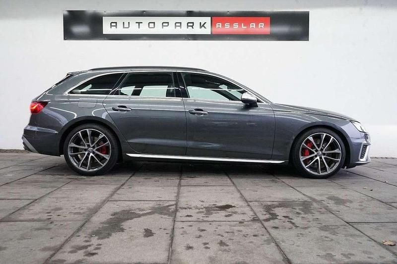 Grau Gebraucht 2019 Audi S4 Sport Kombi | 31.880 € (Guter Preis) - Bild 1/4