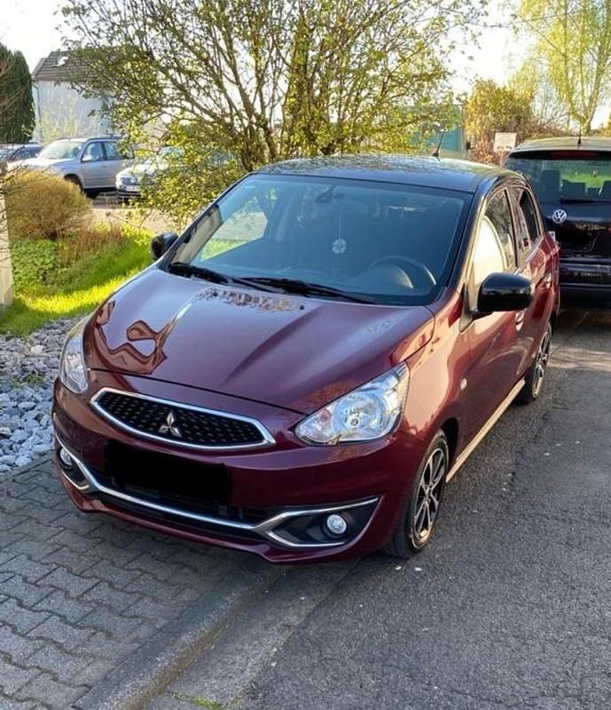 Rot Gebraucht 2016 Mitsubishi Space Star Diamant Edition Kleinwagen | 3.990 € (Fairer Preis) - Bild 1/4