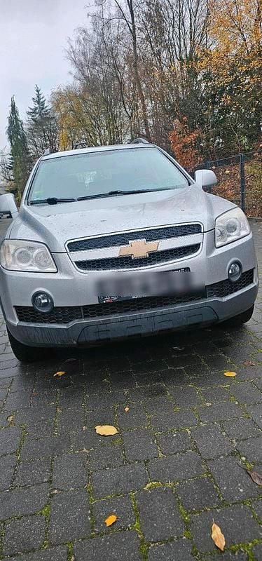 Gebraucht Chevrolet Captiva LS 139 PS (102 kW) 2010 Silber SUV