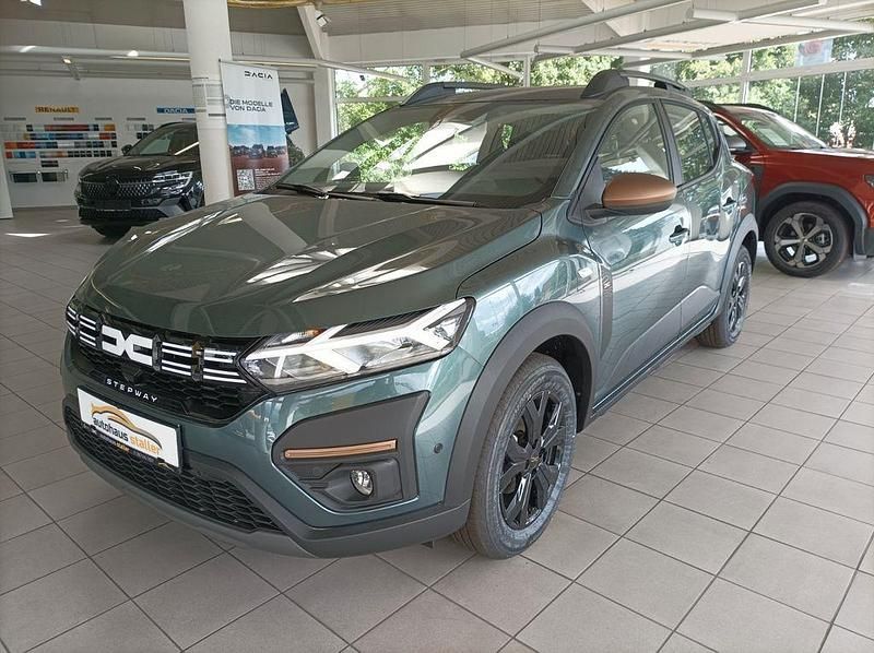 Grün Gebraucht 2024 Dacia Sandero Extreme Kleinwagen | 18.490 € (Fairer Preis) - Bild 1/4