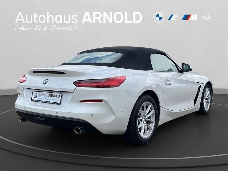 Gebraucht BMW Z4 Advantage 197 PS (144 kW) 2022 Mineralweiß Cabrio