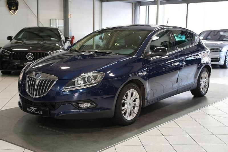 Gebraucht Lancia Delta 150 PS (110 kW) 2009 Blau Kleinwagen