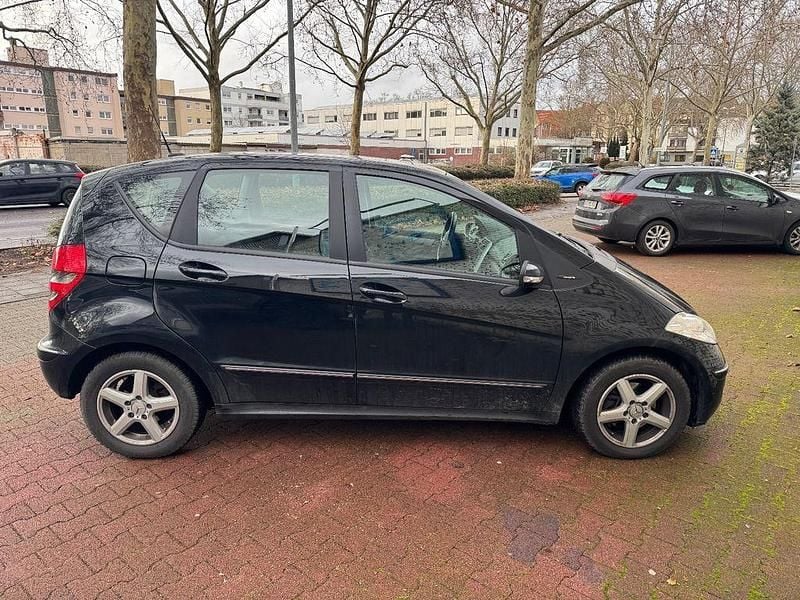 Gebraucht Mercedes A180 Avantgarde 109 PS (80 kW) 2008 Schwarz Van / Kleinbus