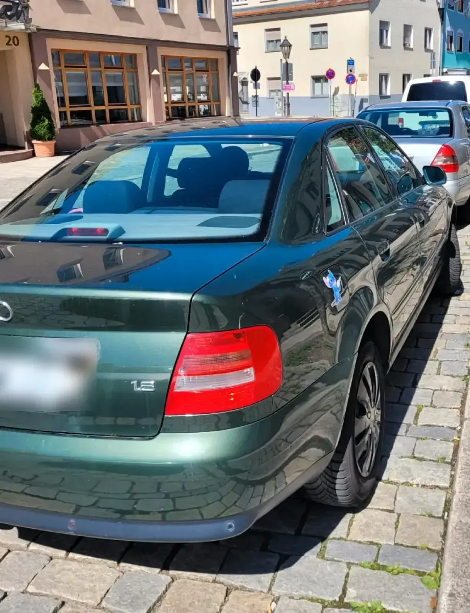 Gebraucht Audi A4 120 PS (88 kW) 1999 Grün Limousine