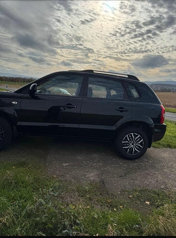 Schwarz Gebraucht 2007 Hyundai Tucson SUV | 2.900 € (Fairer Preis) - Bild 1/4