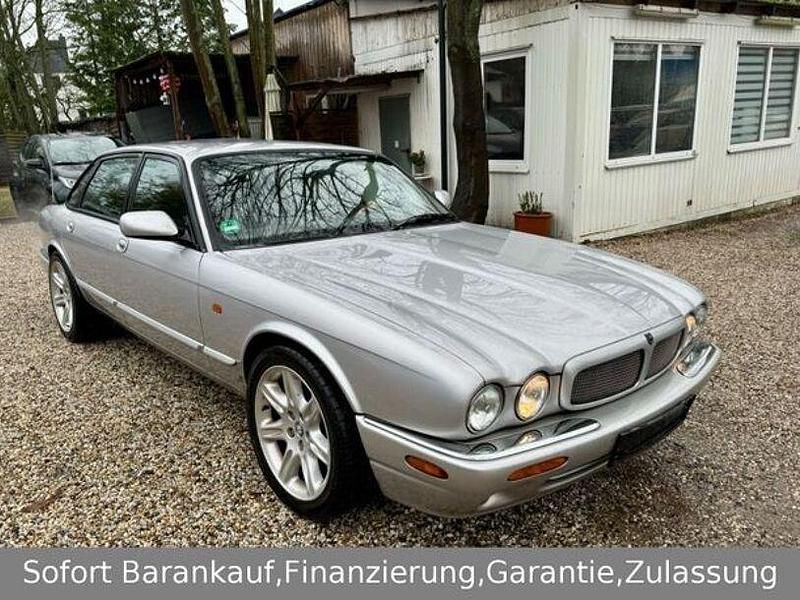 Gebraucht Jaguar XJR 363 PS (266 kW) 2002 Silber (metallic) Limousine