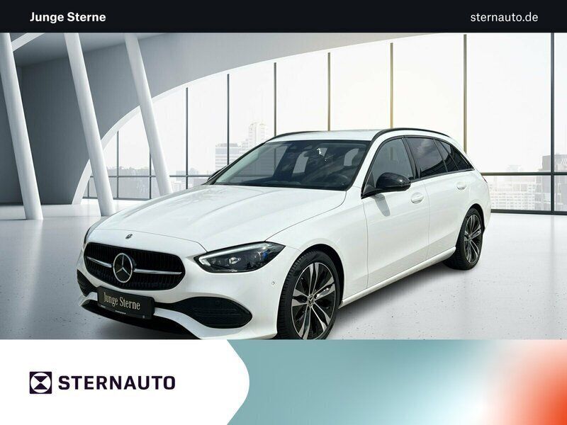 Weiß Gebraucht 2022 Mercedes C200 Night Kombi | 40.936 € (Teuer) - Bild 1/4
